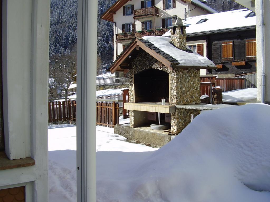 Les Alpes Hotell Finhaut Eksteriør bilde